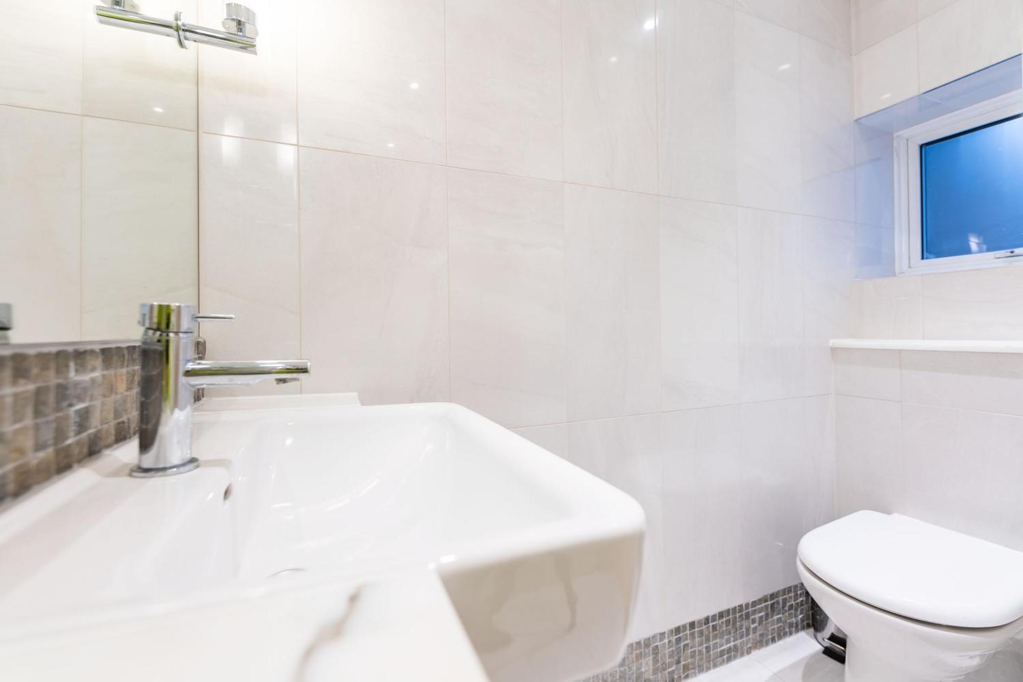 Luxury 6 Bedroom House In Southwick Street London Exterior foto