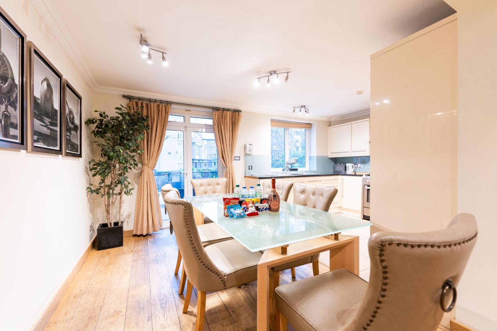 Luxury 6 Bedroom House In Southwick Street London Exterior foto