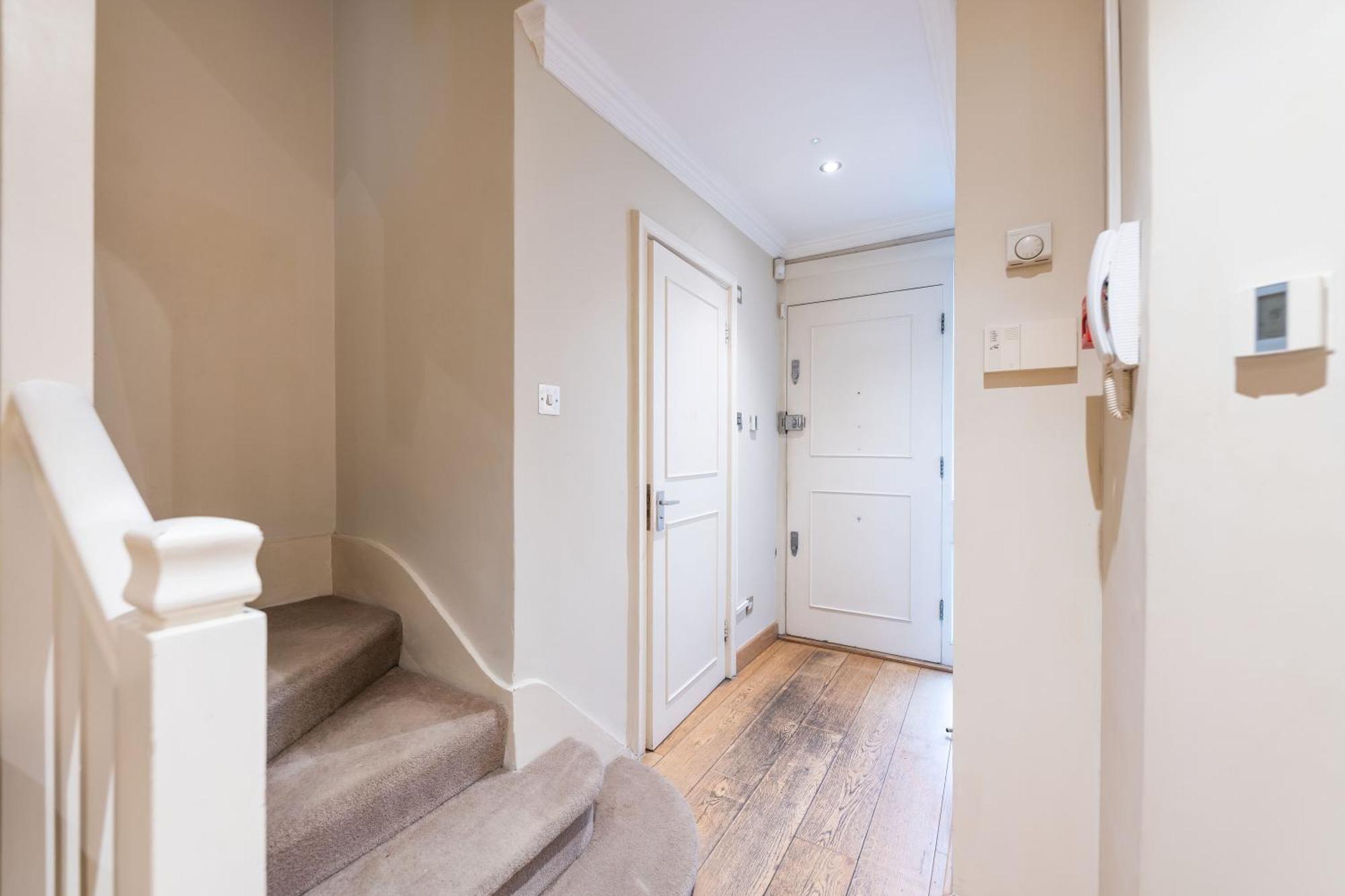 Luxury 6 Bedroom House In Southwick Street London Exterior foto