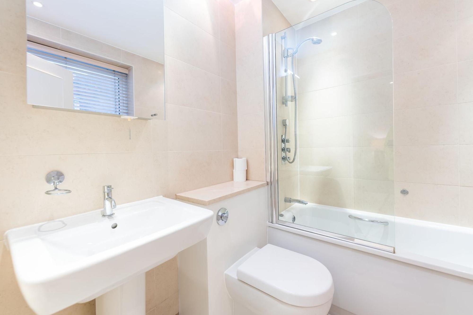 Luxury 6 Bedroom House In Southwick Street London Exterior foto